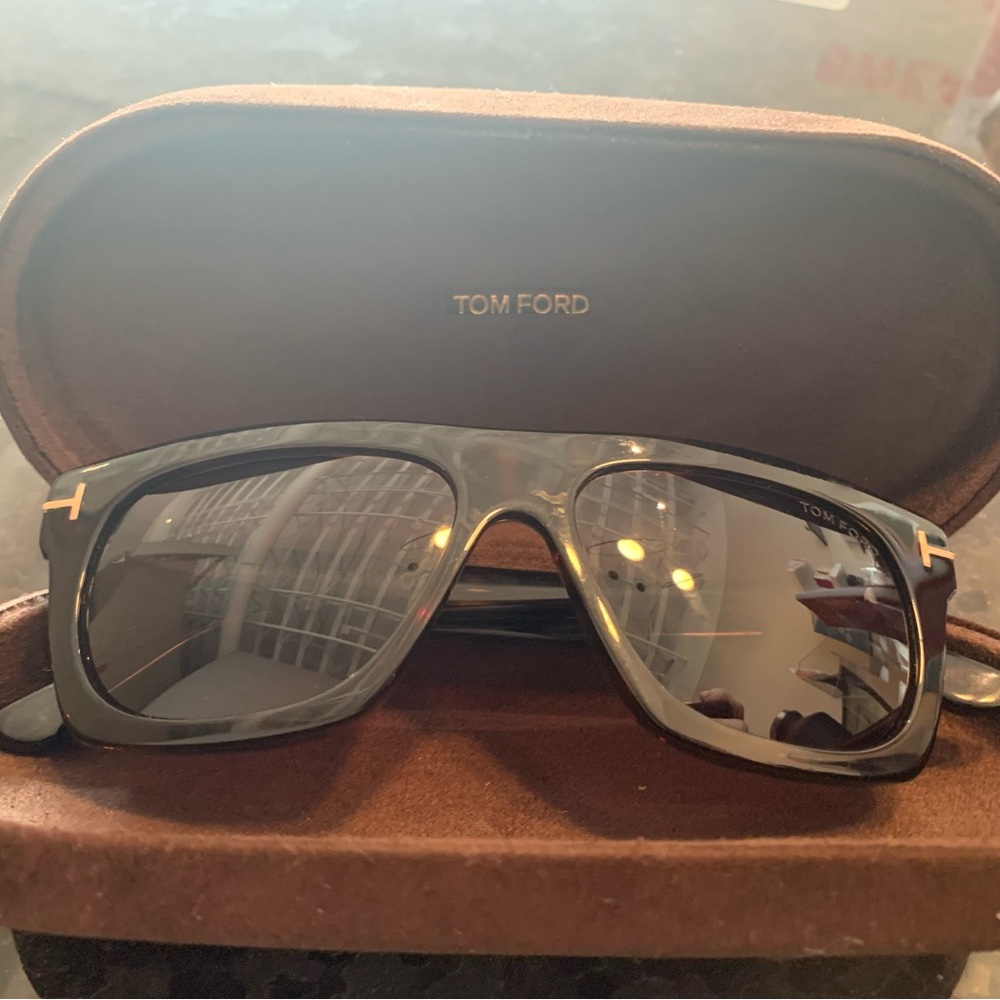TOM FORD sunglasses with case